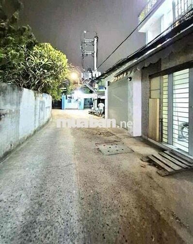 XE HƠI NGỦ TRONG NHÀ QUẬN 7, 3 TẦNG, 4x16M NỞ HẬU, HUỲNH TẤN PHÁT