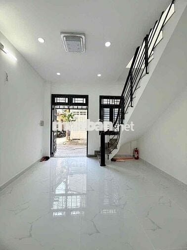 bán gấp nhà ngay Trg Hồng đức-sát Aeon