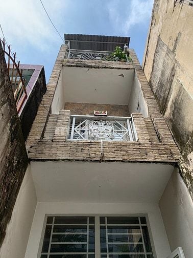  Nhà 2 MT 143  Đường Số 1, Phường 04, Gò Vấp