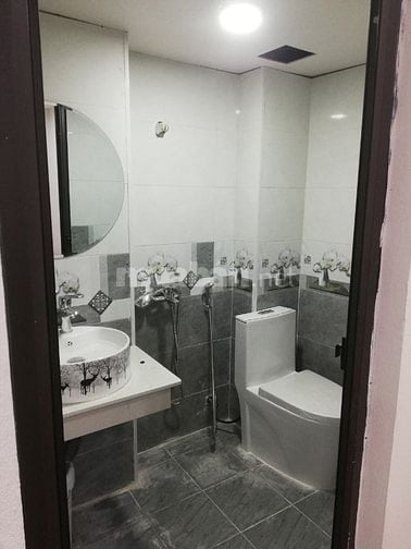 Cho thuê nhà  30m² x 2T nhà mới đủ đồ ngõ 219 Đê Tô Hoàng HBT - HN