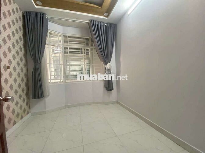 NHÀ HẺM XE HƠI - TT NHÀ BÈ - CÓ SỔ HỒNG