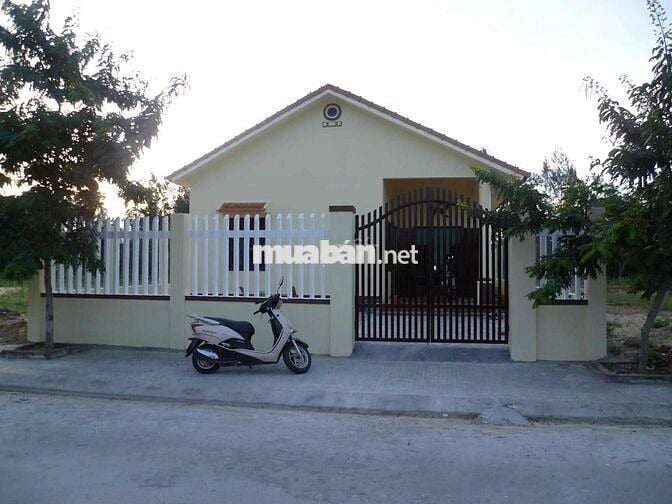 Cho thuê nhà cao cấp nguyên căn 3 phòng ngủ