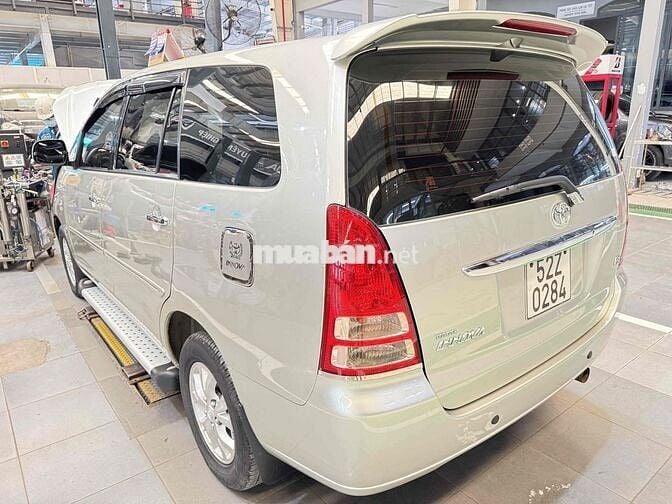 Toyota Innova 2006 G - 26.000 km rin 99%