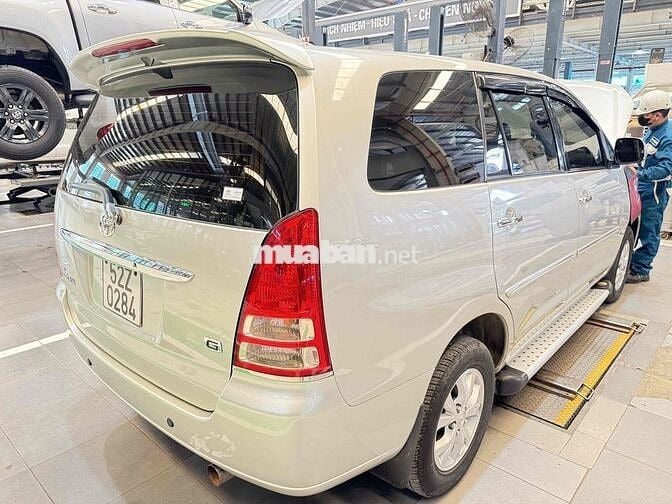 Toyota Innova 2006 G - 26.000 km rin 99%