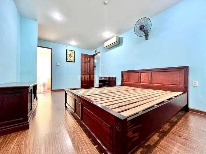 Căn hộ 3p ngủ, 2wc có NT ở C/c Phúc Yên, Tân Bình giá 11tr