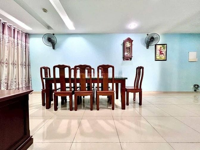 Căn hộ 3p ngủ, 2wc có NT ở C/c Phúc Yên, Tân Bình giá 11tr