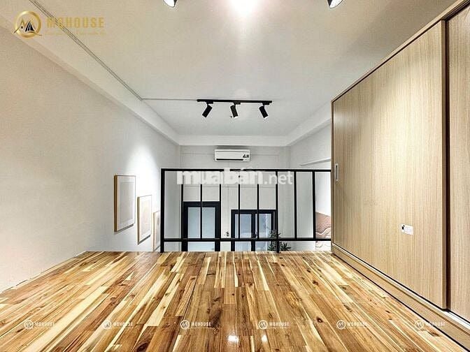 Duplex giá rẻ, Thang máy, Full nội thất - Ngay Hoàng Văn Thụ, Sân Bay