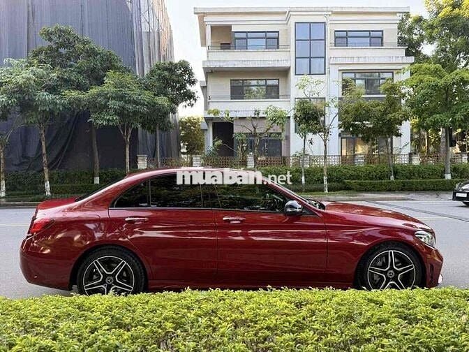 Mercedes Benz C Class 2020 C300 AMG - 56000 km-Vip