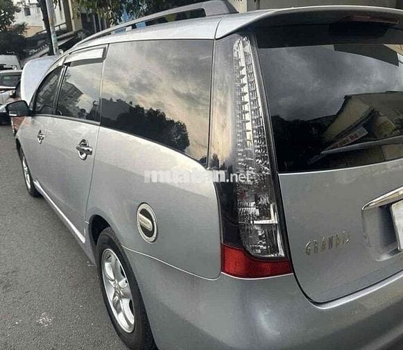 Mitsubishi Grandis 2006 2.4 AT - 108668 km