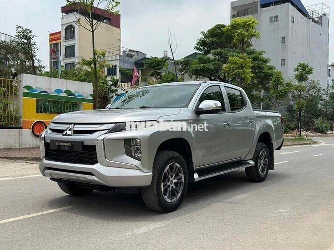 Mitsubishi Triton 2021 Một cầu Bạc