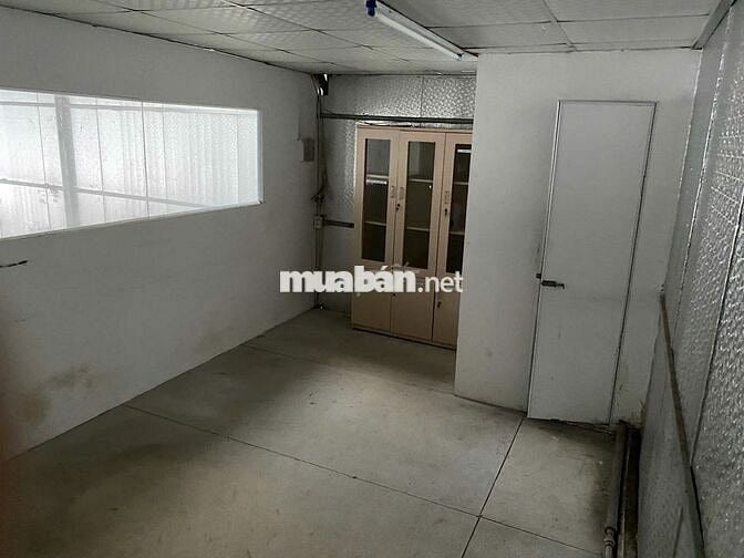 Cho thuê kho xưởng thôn Kiêu Kỵ, 212m2