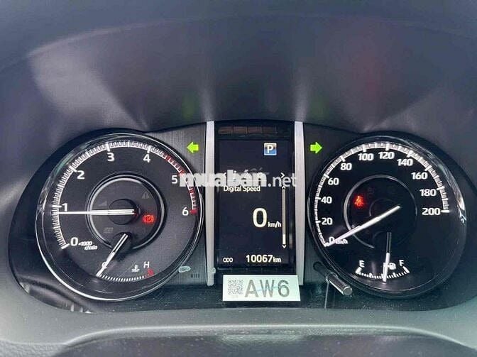 Toyota Fortuner 2024 (full dầu) lăn bánh 1vạn km