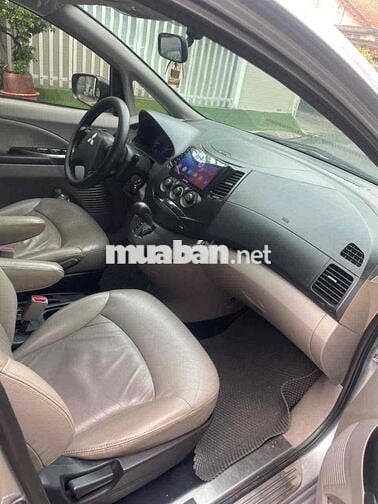 Mitsubishi Grandis 2006 2.4 AT - 108668 km