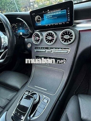 Mercedes Benz C Class 2020 C300 AMG - 56000 km-Vip