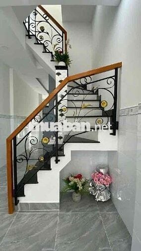 MẶT TIỀN KINH DOANH GIÁ 6 TỶ NHỈNH – VỊ TRÍ GIAO TUYẾN VÀNG ÂU CƠ –