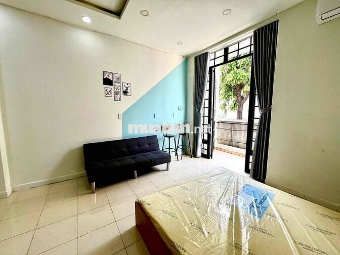 CHO THUÊ STUDIO BAN CÔNG MẶT TIỀN NGUYỄN THÁI BÌNH SIÊU TO