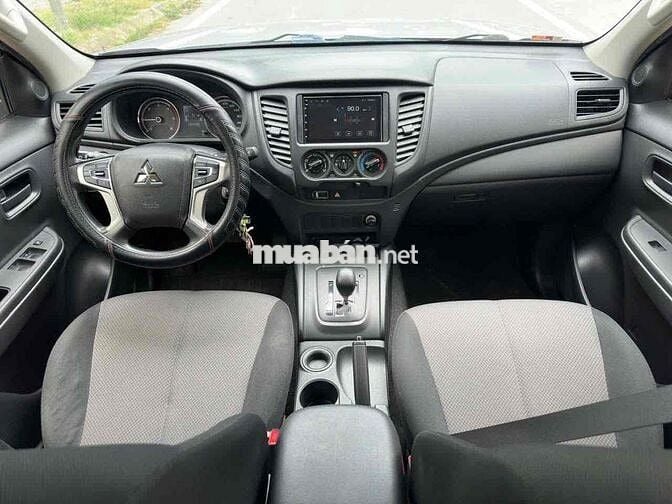 Mitsubishi Triton 2021 Một cầu Bạc