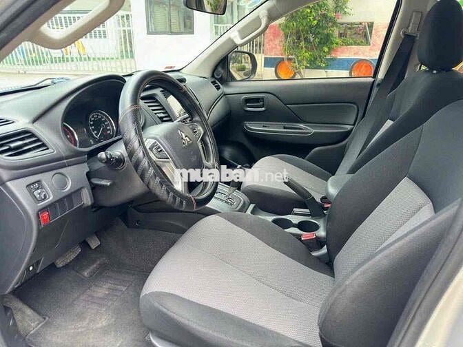 Mitsubishi Triton 2021 Một cầu Bạc