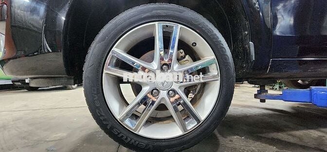 Hyundai i30 Đen 5 chỗ Số tự động