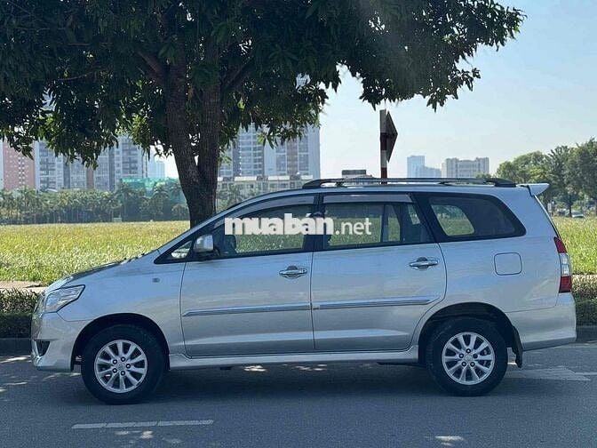 Toyota Innova 2014 2.0G số tự động cực chất lượng