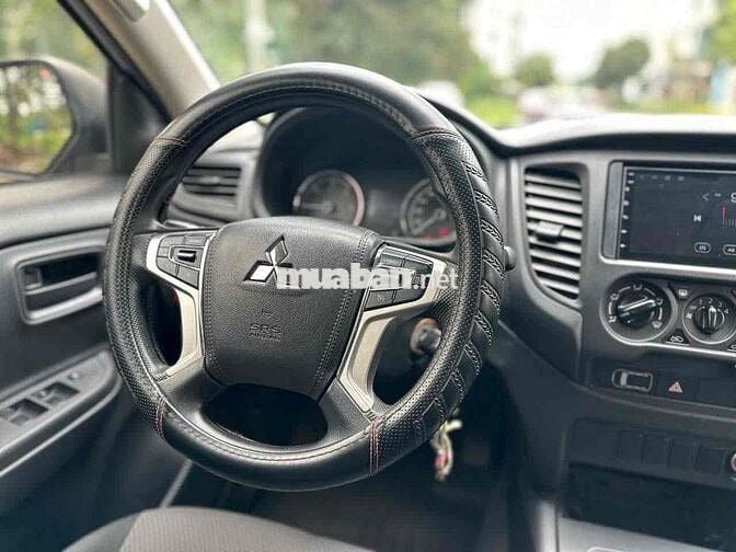 Mitsubishi Triton 2021 Một cầu Bạc