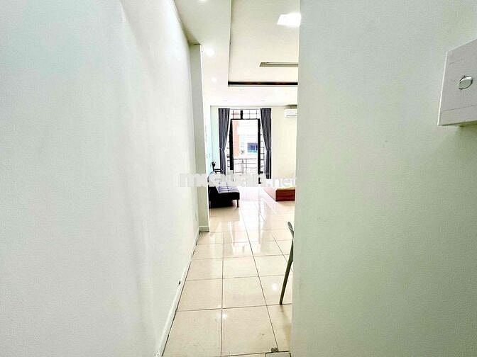 CHO THUÊ STUDIO BAN CÔNG MẶT TIỀN NGUYỄN THÁI BÌNH SIÊU TO