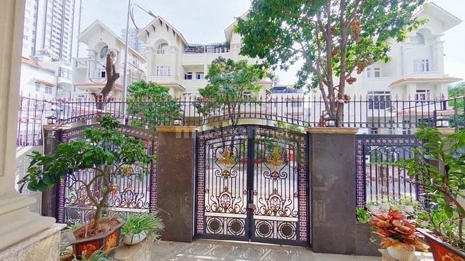 BÁN CĂN BT KDC HIM LAM P TÂN HƯNG Q7 DT: 10X20M GIÁ 56 TỶ VỊ TRÍ ĐẸP