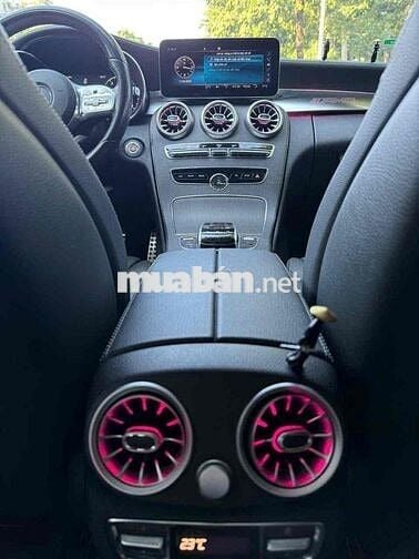 Mercedes Benz C Class 2020 C300 AMG - 56000 km-Vip