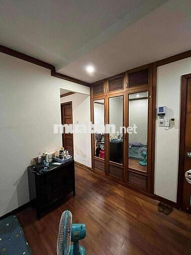 Tìm nữ share phòng master chung cư newsaigon