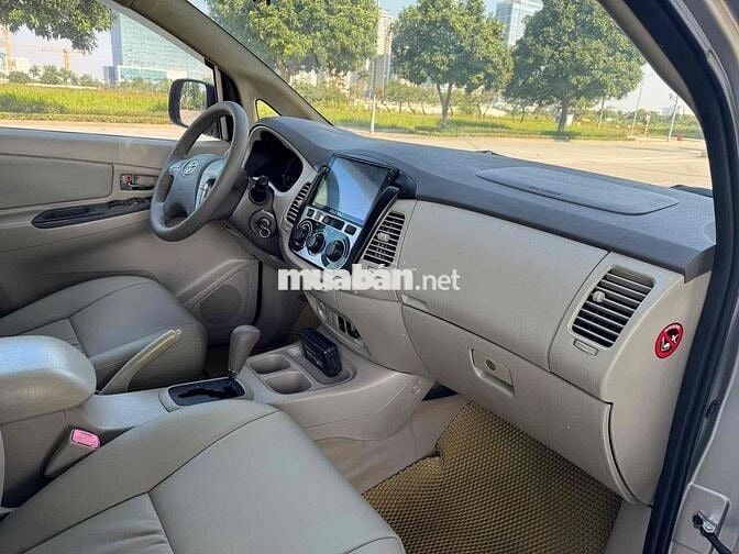 Toyota Innova 2014 2.0G số tự động cực chất lượng