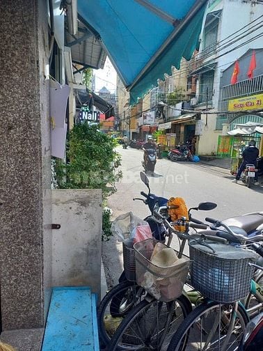 Bán nhà mặt tiền đường 10m Cô Giang, Phú Nhuận, 3x16m, 2 lầu, 11 tỷ