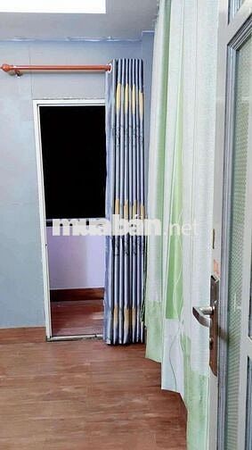 Thuê phòng Nguyễn Văn Công 2tr7