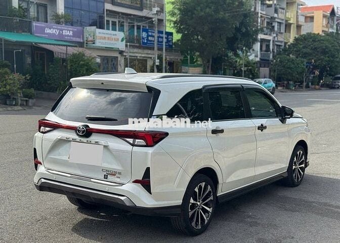 Toyota Veloz Cross Top 2023 Trắng