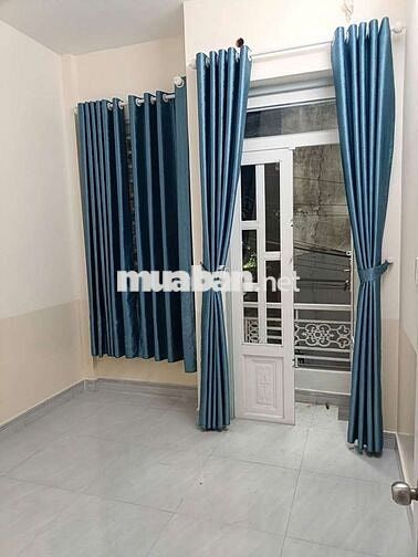 CHO THUÊ NHÀ MỚI SẠCH ĐẸP
HIỆP THÀNH, Q12 – NHÀ TRỐNG GIAO NGAY