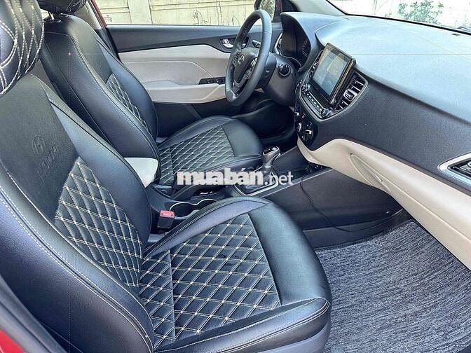 Hyundai Accent 2023 1.4 AT - 70000 km