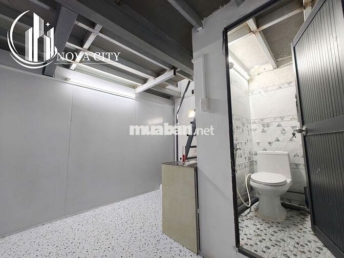 Trống Studio / Gác giá bình dân mới - sạch - đẹp