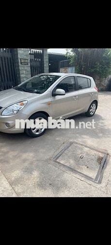 Hyundai i20 2011 5 chỗ Số sàn