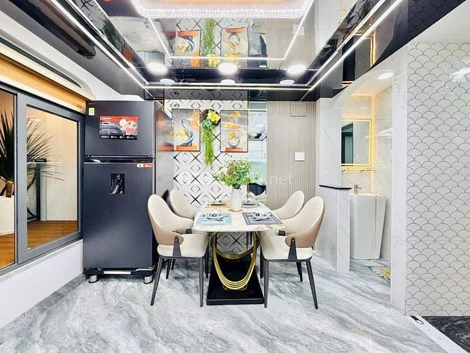 Bán nhà 5tầng có gara oto đường Nguyễn Tư Giản, GVap. Giá chỉ 7tỷ890 