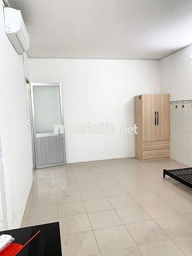 Phòng trống 20m2 khu trung tâm P. Linh Tây, Thủ Đức