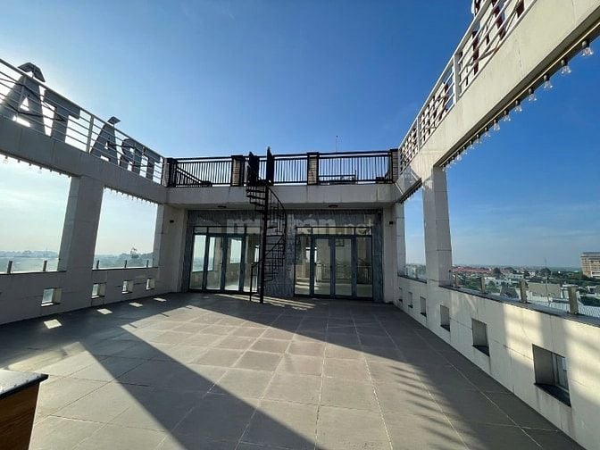 Mặt tiền tiện kinh doanh, Văn Phòng, Ngân Hàng, Showroom