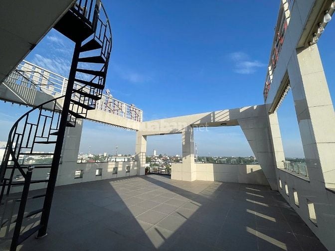 Mặt tiền tiện kinh doanh, Văn Phòng, Ngân Hàng, Showroom