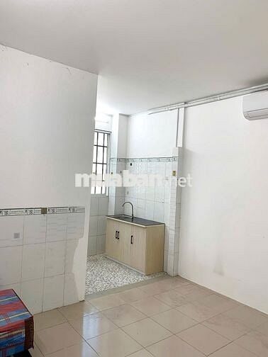 Phòng trống 20m2 khu trung tâm P. Linh Tây, Thủ Đức
