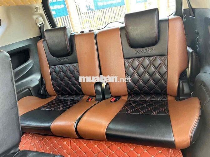 Toyota Innova 2017 2.0E Bạc