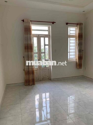 Nhà Ngay Chung Cư Tl27 3Pn.4Wc Xe Hơi Đậu Cửa Giá 10 Triệu