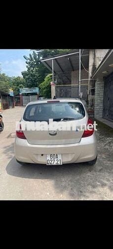Hyundai i20 2011 5 chỗ Số sàn