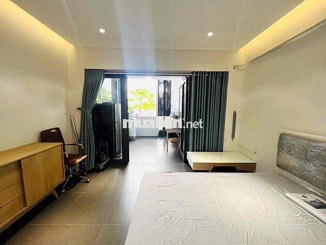 CHUYỂN CÔNG TÁC PASS GẤP CHDV 1PN BALCONY FULL NỘI THẤT NGAY TRƯỜNG SA