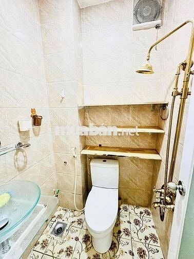 CĂN HỘ 1PN CÓ BAN CÔNG -NHỎ XINH Q4