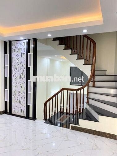 NHÀ ĐẸP VÀNH ĐAI 2.5 – 33M – 5 TẦNG – GIÁ 7.35 TỶ