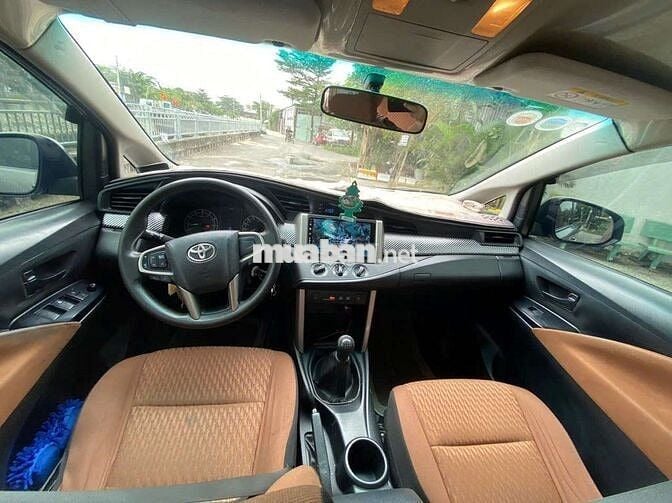 Toyota Innova 2019 2.0E 110.000 km
