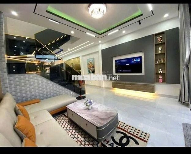 Kẹt Tiền Cần Bán Gấp Nhà 1 Lầu 100m2 giá 950tr,sổ sẳn,đường 833B,LA